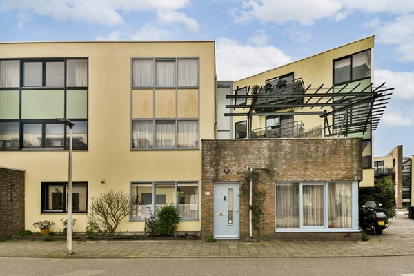 Sis Heijsterpad 52, Leiden